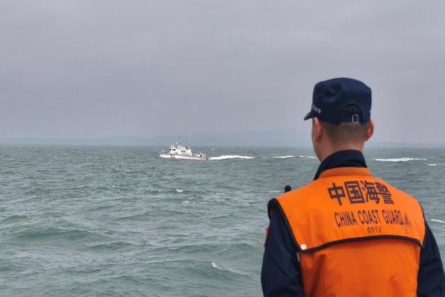 只剩下最后4公里登陆！台海再发生激烈对峙！台当局乱成一锅粥