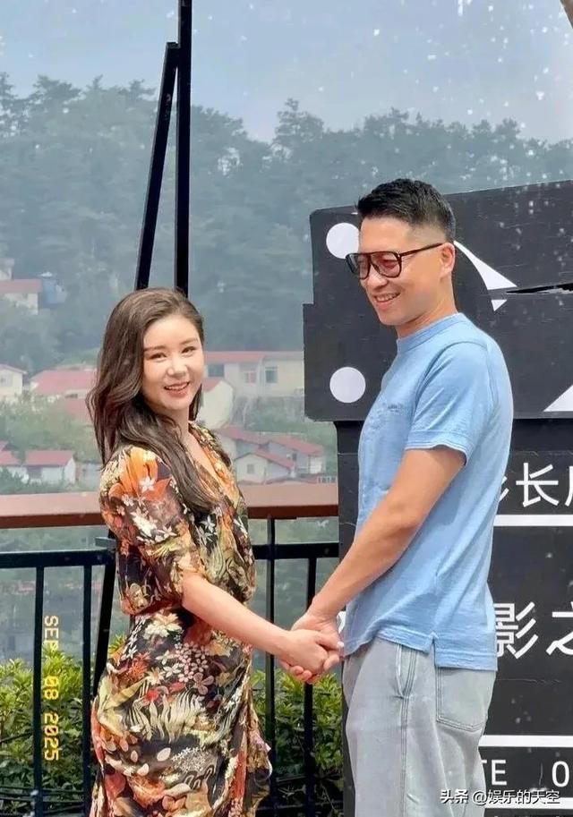 能娶到李小萌这样的老婆，王雷也太幸福了，珠圆玉润的身材谁不爱