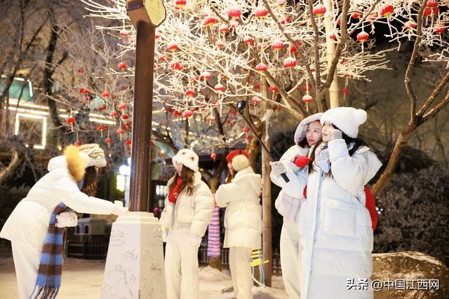 庐山雪景分外妖娆