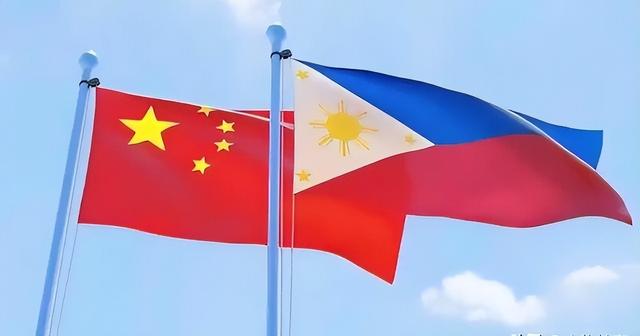 中菲缠斗五天，终于爆发了！菲3003号船撞上中方舰艇，结局反转
