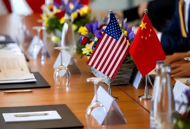 中美会谈结束，特朗普表态，美财长：中国稀土限制，将推迟一年