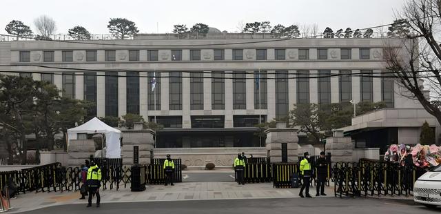 中使馆被围后，沉默半月的李在明，终于决定给我们一个满意交代