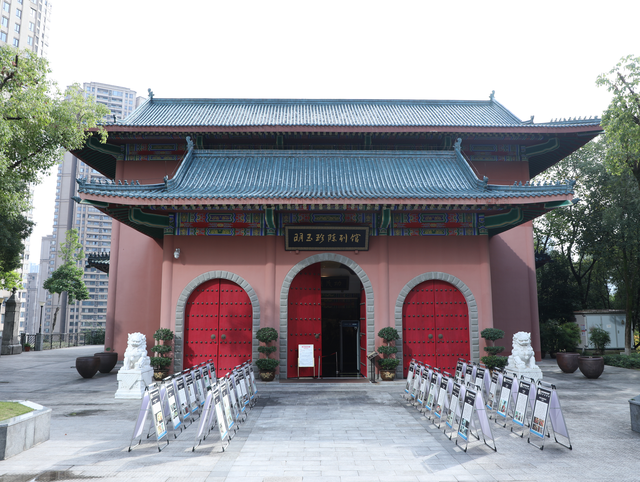 一组图解锁藏在江北嘴CBD的秋冬浪漫→