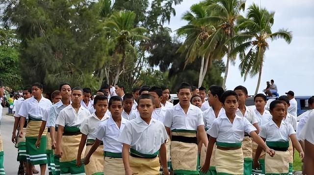 太平洋上的小岛国：仅11万人，女性都很丰满，男人还能娶两个老婆