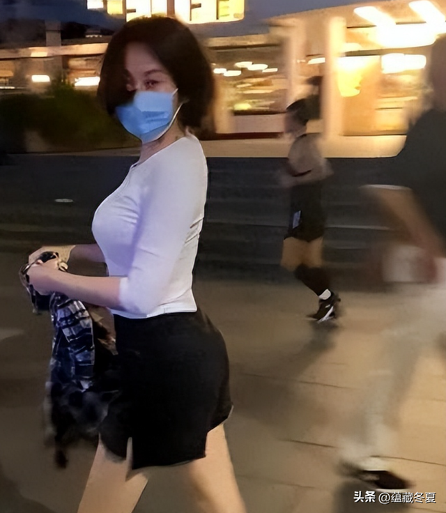 她一生 “风流成性、老少通吃”，撩汉无数，现如今56岁却依旧单身