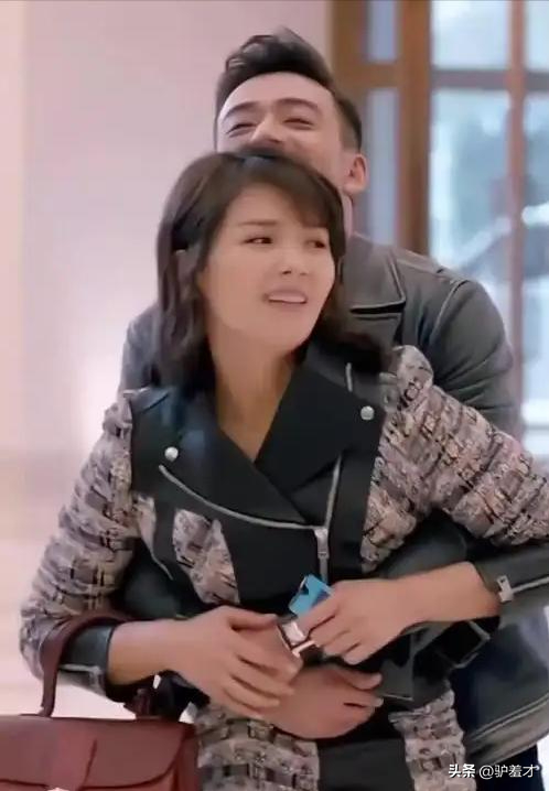 不顾央视警告顶风作案，与刘涛传绯闻的杨烁，如今下场怪不得别人