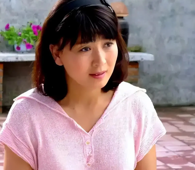 一级演员闫学晶塌房	，她做错了两件事