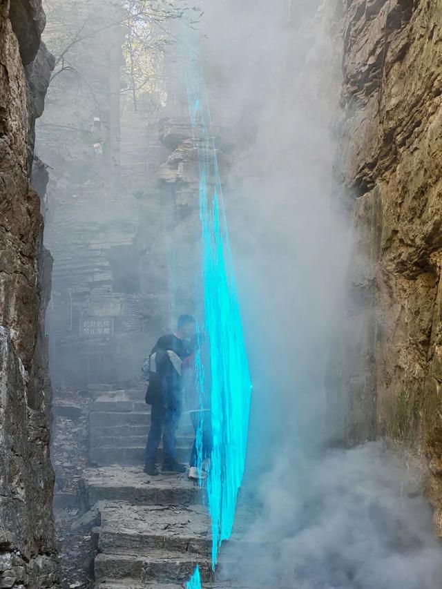 元旦裂谷江湖行，银票好礼兑不停！熊耳山NPC沉浸式互动演艺等你来闯！