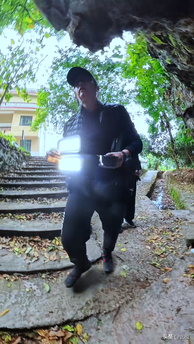 岸底村山洞水源污染究竟源于何处？曾经清澈的泉水只存于回忆中