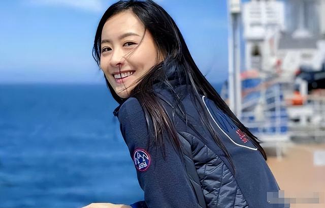 因生不出孩子被踢出豪门，二婚后却儿女双全，陈法拉终于扬眉吐气