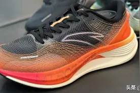 跑鞋别瞎买，盘点3双性价比超高的跑鞋，上脚不输国际大牌！图片
