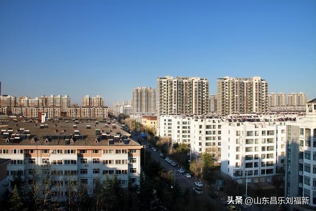 小区1号楼停电·徒步下楼·逛一圈的趣事