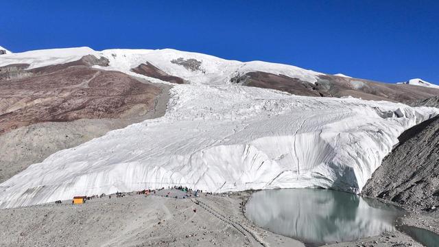 1月-2月适合去看的蓝冰盛宴，7处冰雪奇观，蓝冰超震撼