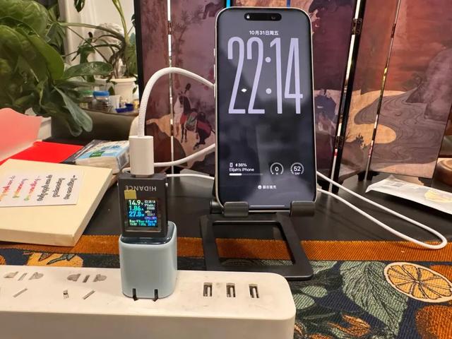 少数派们都在用的 iPhone 17 配件推荐，还有一个好用的「新玩意」