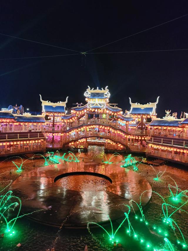 在万岁山的两天