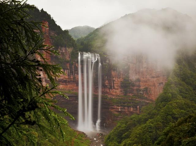 《中国国家地理》评出“中国最美瀑布挑战者榜”，这6个瀑布上榜