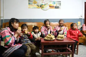 龙胜三门洪寨村米花糖：年味里的甜蜜传承图片