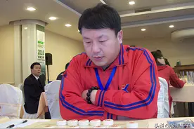 打败17位全国冠军，除了王天一都赢过，世界欠他一个特级大师图片