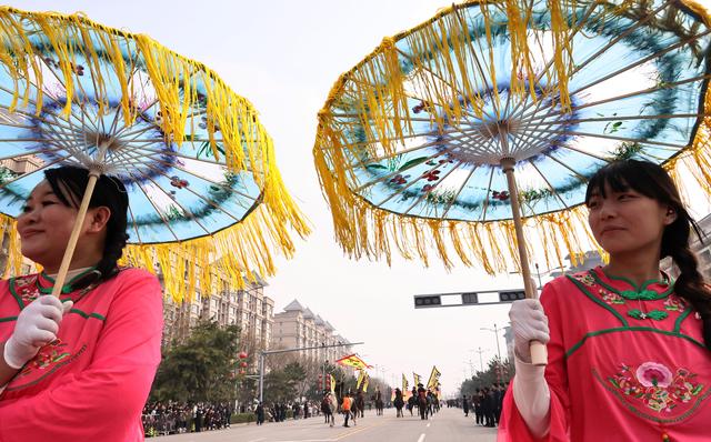 #运城头条#山西绛州：千年古州元宵节策马迎春乐翻天