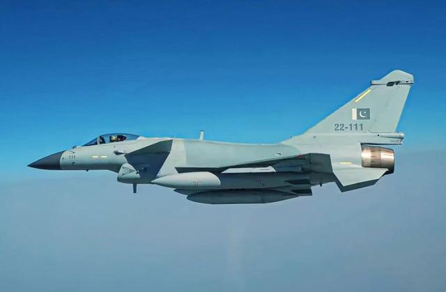 暗藏玄机！印尼靠歼10c把美国脸打肿？中国军工完虐西方的3大底气