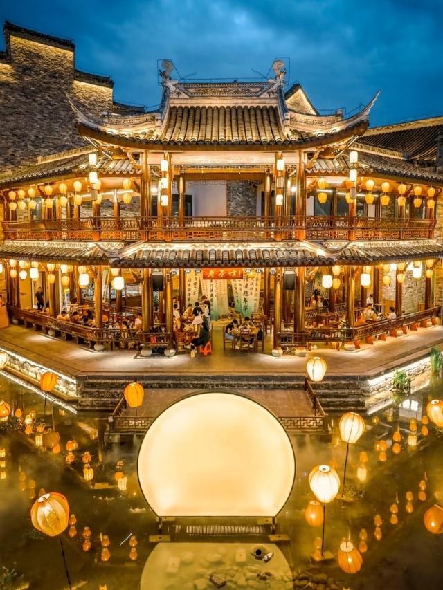 刚从温州回来，毫不夸张的说：未来最有闯劲的城市肯定是温州