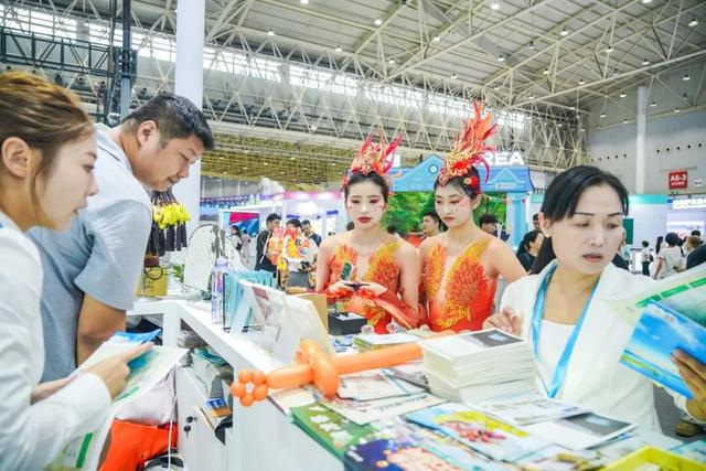 盛会开幕！21万人预约严选！这里好逛好看更好玩！