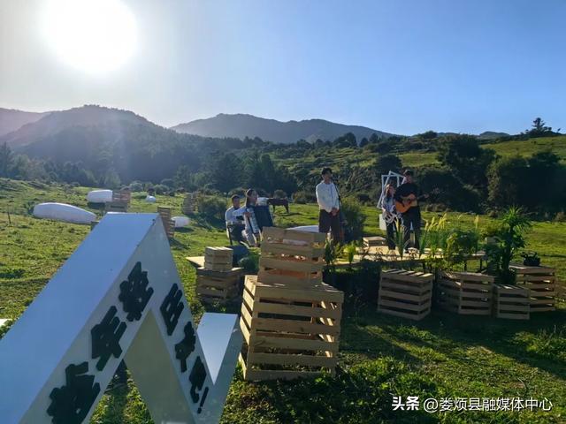 山西卫视《歌从黄河来》走进云顶山，“唱游山西”赋能我县文旅焕新
