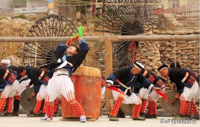 广西与贵州交界处的神奇村落，女性衣着开放，至今还保留母系社会