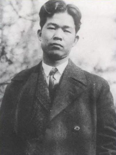 蒋介石曾言：世上只有两人能取代我，除了毛主席，另一人是谁