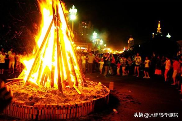 今夏全国面临热“烤”验！我在云南元谋躺平避暑，双城切换太香了