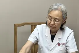 倪海厦：结节，就是肝经水毒太多了，毒邪一清就好了！图片