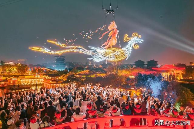 清明上河园：全国教师 全部免费 教师节快乐