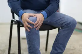 天一冷腿就疼？医生再三提醒：别以为是冻的，3种疾病不得不防图片