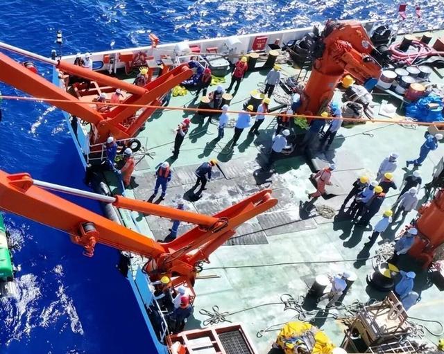 山东传来一声巨响，中国在海底挖出“第二国库”，突破技术封锁！