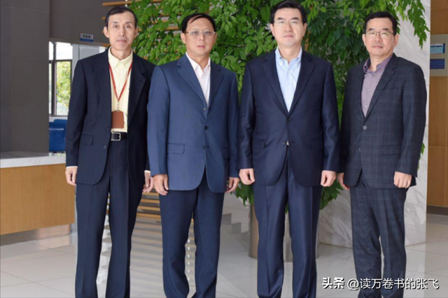 一家子全是美籍，却还在国内“捞金”，年赚4亿，账上还存有130亿