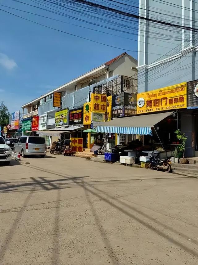 亚洲最穷国，落后中国30年，女性却惊人开放，很多土豪都想去定居