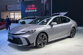 连凯美瑞都暴跌4倍！上月五款轿车销量下滑，跌破11万人气却大降图片