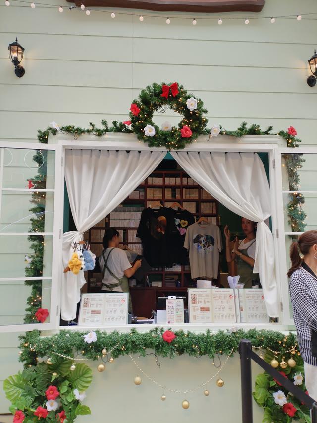 曼谷的圣诞，是热带季风裹着童话