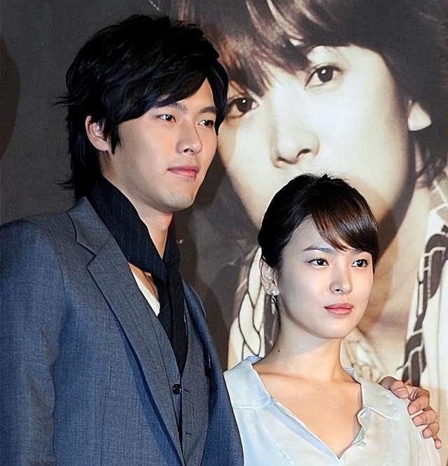 离婚5年，39岁宋仲基儿女双全，43岁宋慧乔独美