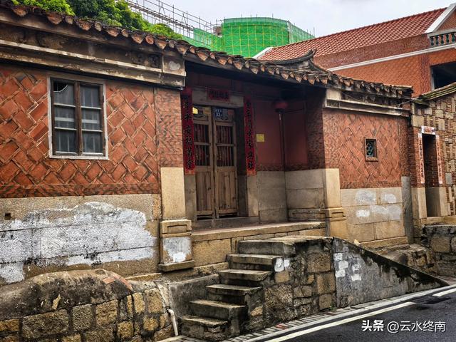 太爽了:7平方公里老城有8处世界遗产,都是免费!半城烟火半城仙