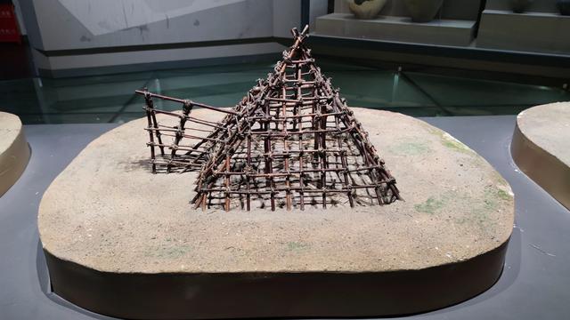 来乌兰察布的第二天 ，去了博物馆，植物园，白泉山公园，古城没去