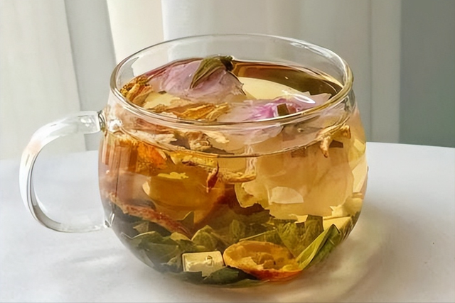 肺不好的人，推荐常喝这三种茶饮，或有助于修复肺功能