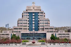 西安主要高校2022-2025年高考录取分数线分析图片