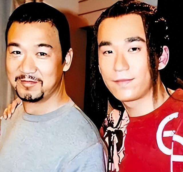 再多钱有什么用？70岁身家过亿的张国立，还是要为43岁儿子操碎心