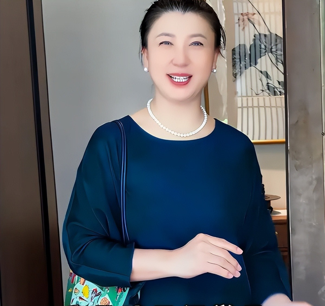 重罚！偷税、背人命债，被官方彻查后首露面的闫学晶 迎来最终结局