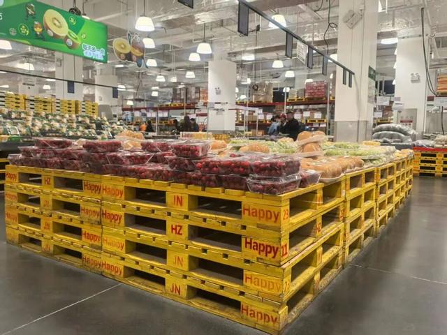 实探开心农场A会员店：低配的山姆、高配的乐尔乐和农贸集市