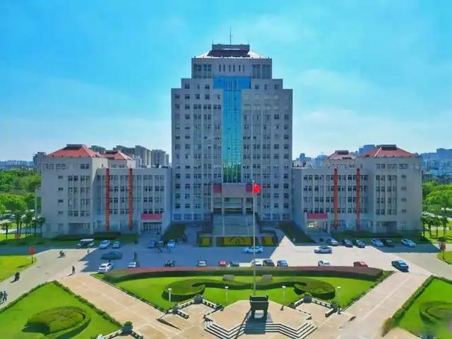 扬州大学是几本 是一本还是二本大学