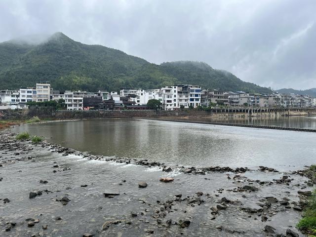 退休夫妻自驾温州泰顺之仕水古镇、胡氏大院、廊桥文化园