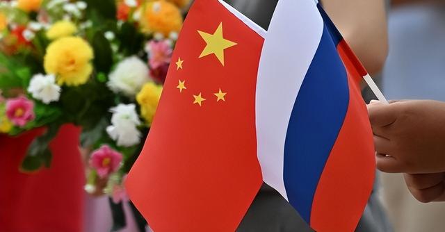 局势已经恶化，19国派兵堵门，解放军通告全球，中俄军方联手了