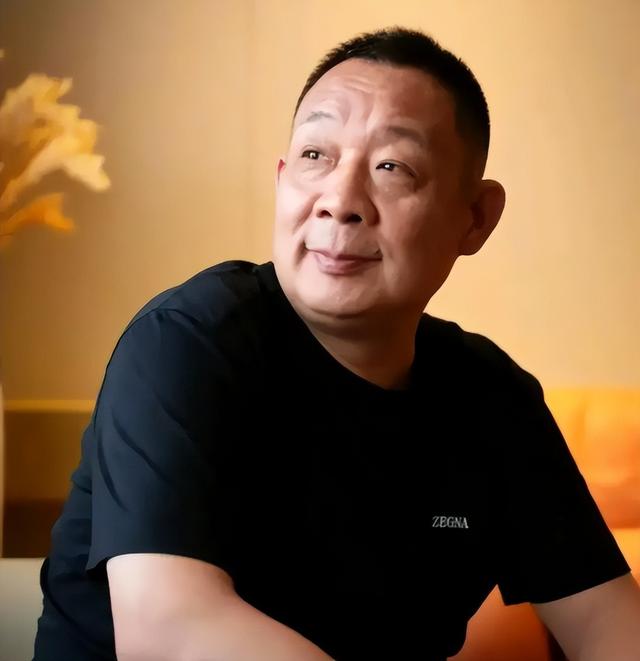 风水轮流转！柴怼怼被逮捕仅半月，央视再下场，给于东来出了口气